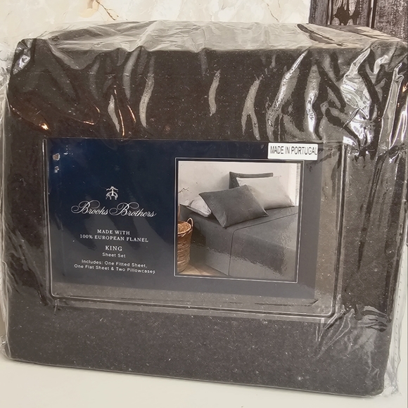 **Brook Brothers European Flannel King Sheet Set - Picture 4 of 6